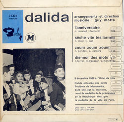 [Pochette de L’anniversaire (DALIDA) - verso]