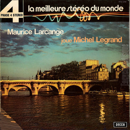 [Pochette de Joue Michel Legrand (Maurice LARCANGE)]