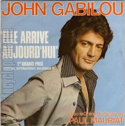 [Pochette de Elle arrive aujourd’hui (John GABILOU)]