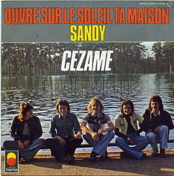 [Pochette de Ouvre sur le soleil ta maison (CEZAME)]