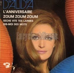 [Pochette de L’anniversaire (DALIDA)]