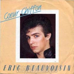 [Pochette de Cœur chiffon (ric BEAUVOISIN)]