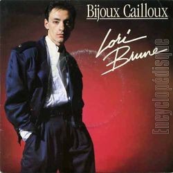 [Pochette de Bijoux cailloux (Lori BRUNE)]