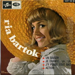 [Pochette de Un baiser (Ria BARTOK)]