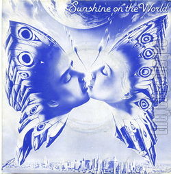 [Pochette de SUNSHINE ON THE WORLD  California’s in the dark  (Les ANGLOPHILES)]