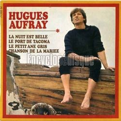 [Pochette de La nuit est belle (Hugues AUFRAY)]