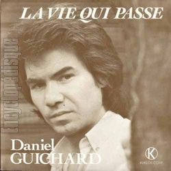 [Pochette de La vie qui passe (Daniel GUICHARD)]